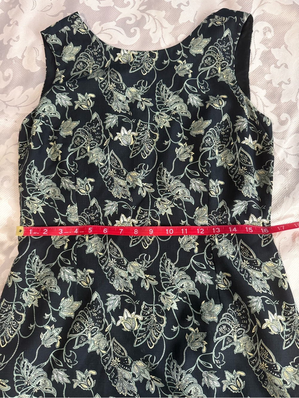 Tommy Bahama 100% Silk Paisley Border Print Shift Dress Size 10 Resort Cruise - Picture 5 of 8